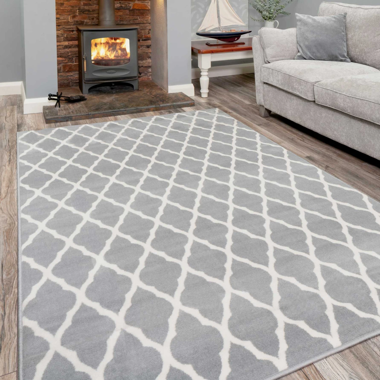 Extra Large Grey Trellis Rug 6 Extra Large Grey Trellis Rug - Image 4