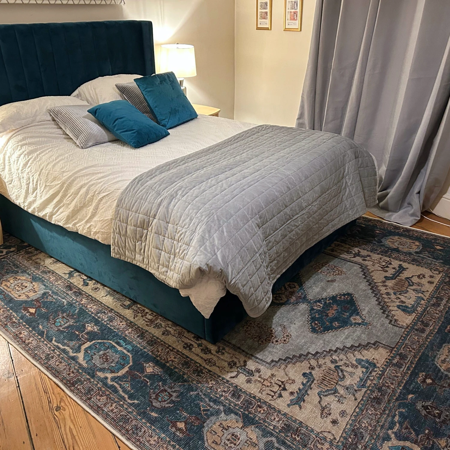 Flatwoven Washable Distressed Teal Bordered Rug - Cyrus 9 Flatwoven Washable Distressed Teal Bordered Rug - Cyrus - Image 7