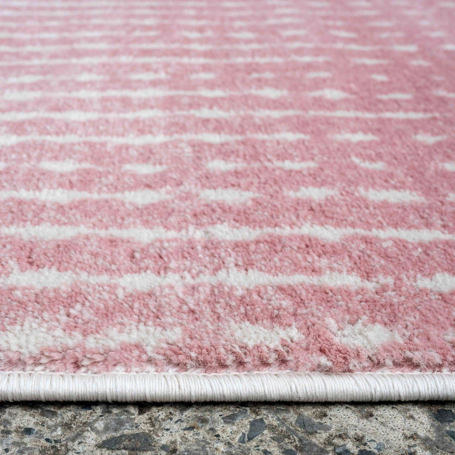 Modern Blush Spotted Ombre Effect Runner Rug - Dottie 5 Modern Blush Spotted Ombre Effect Runner Rug - Dottie - Image 3
