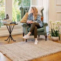 Super Soft Luxury Beige Shaggy Rug -Kukoon Rugs Store Aspen Beige Room web 1