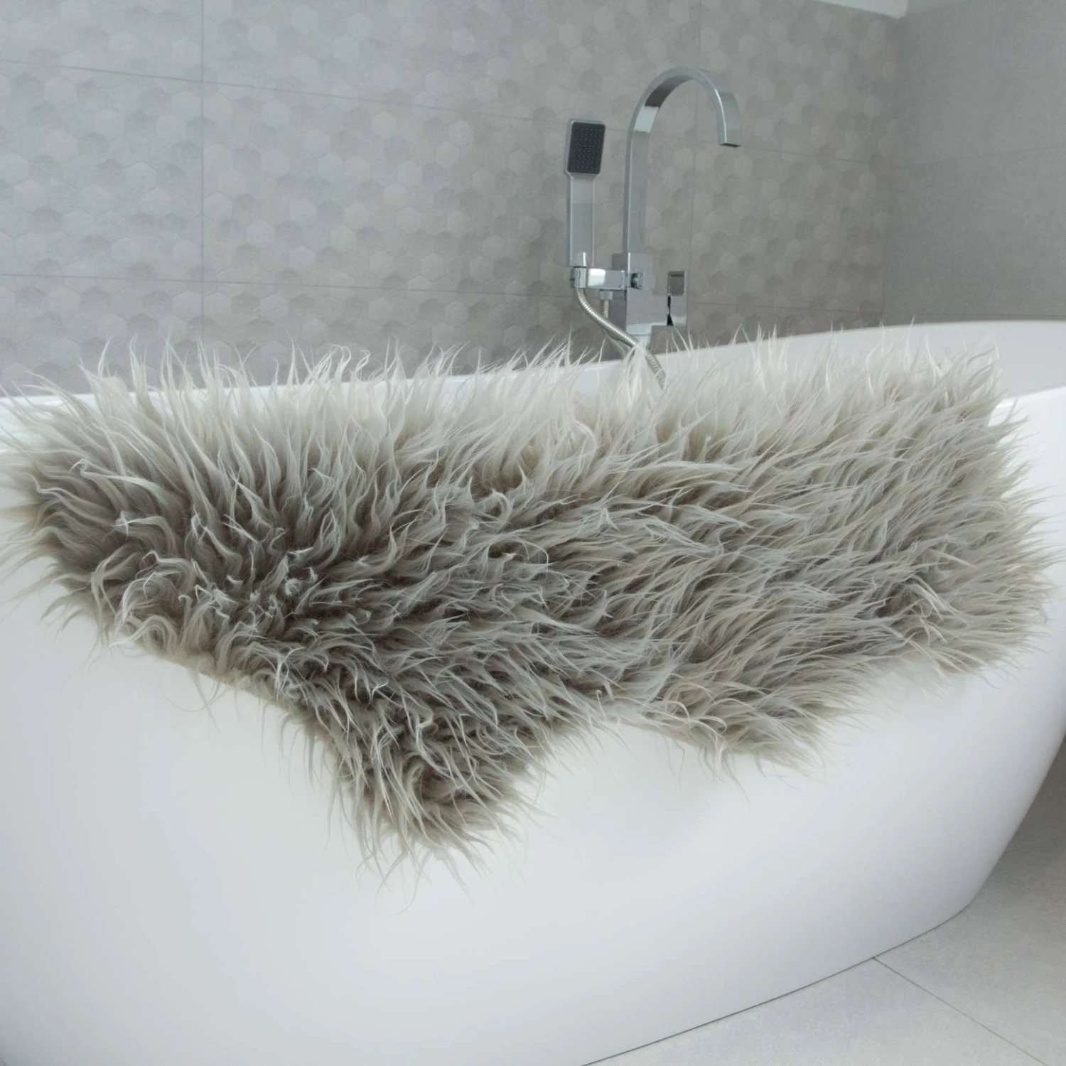 Silver Faux Fur Sheepskin 7 Silver Faux Fur Sheepskin - Image 5