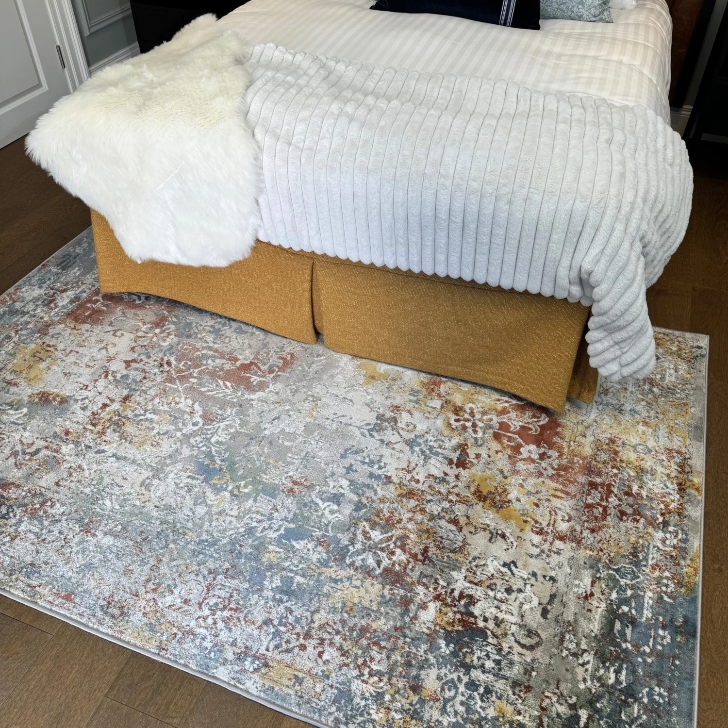 Rustic Colourful Boho Area Rug - Aiyana 5 Rustic Colourful Boho Area Rug - Aiyana - Image 3