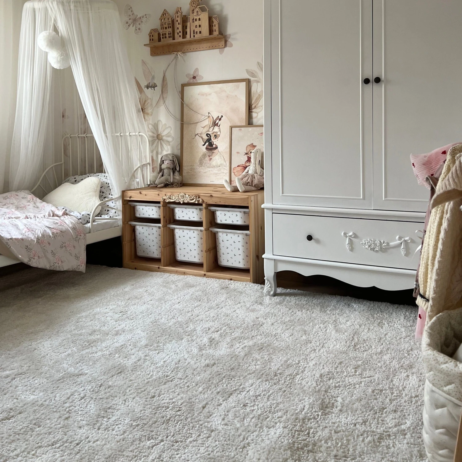Premium Cream Shaggy Rug - Lace 4 Premium Cream Shaggy Rug - Lace - Image 2
