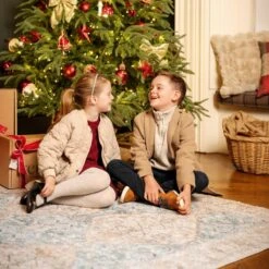 Vintage Blue Diamond Rug - Genevieve -Kukoon Rugs Store Ishani Geneieve Room web Print Web Banner