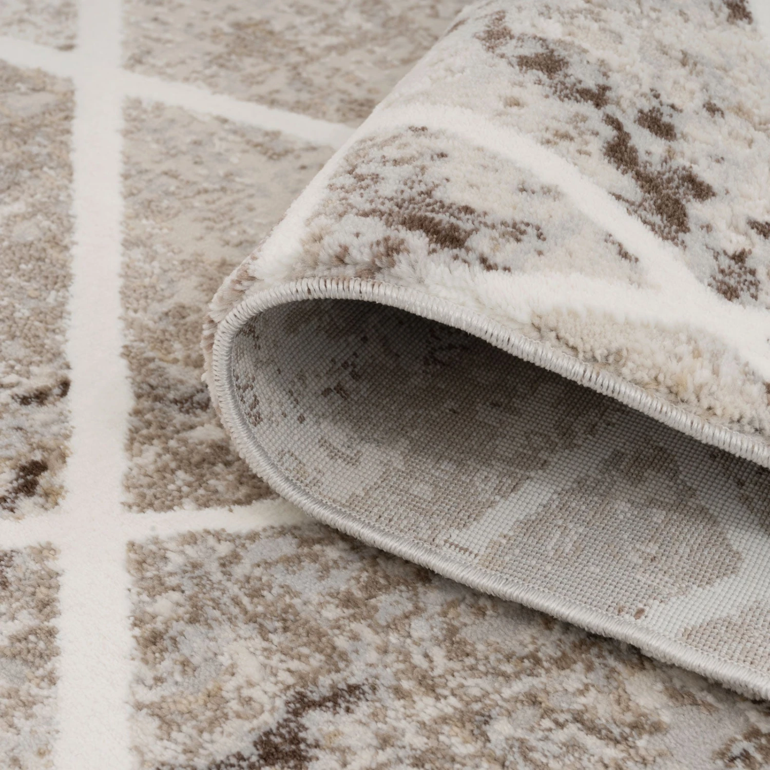 Soft Beige Geometric Rug - Valo 6 Soft Beige Geometric Rug - Valo - Image 4