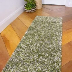 Mottled Dark Green Shaggy Rug For Living Room -Kukoon Rugs Store Murano Dark Green Close Up Mottled Shaggy Living Room Rug 5B3 5D