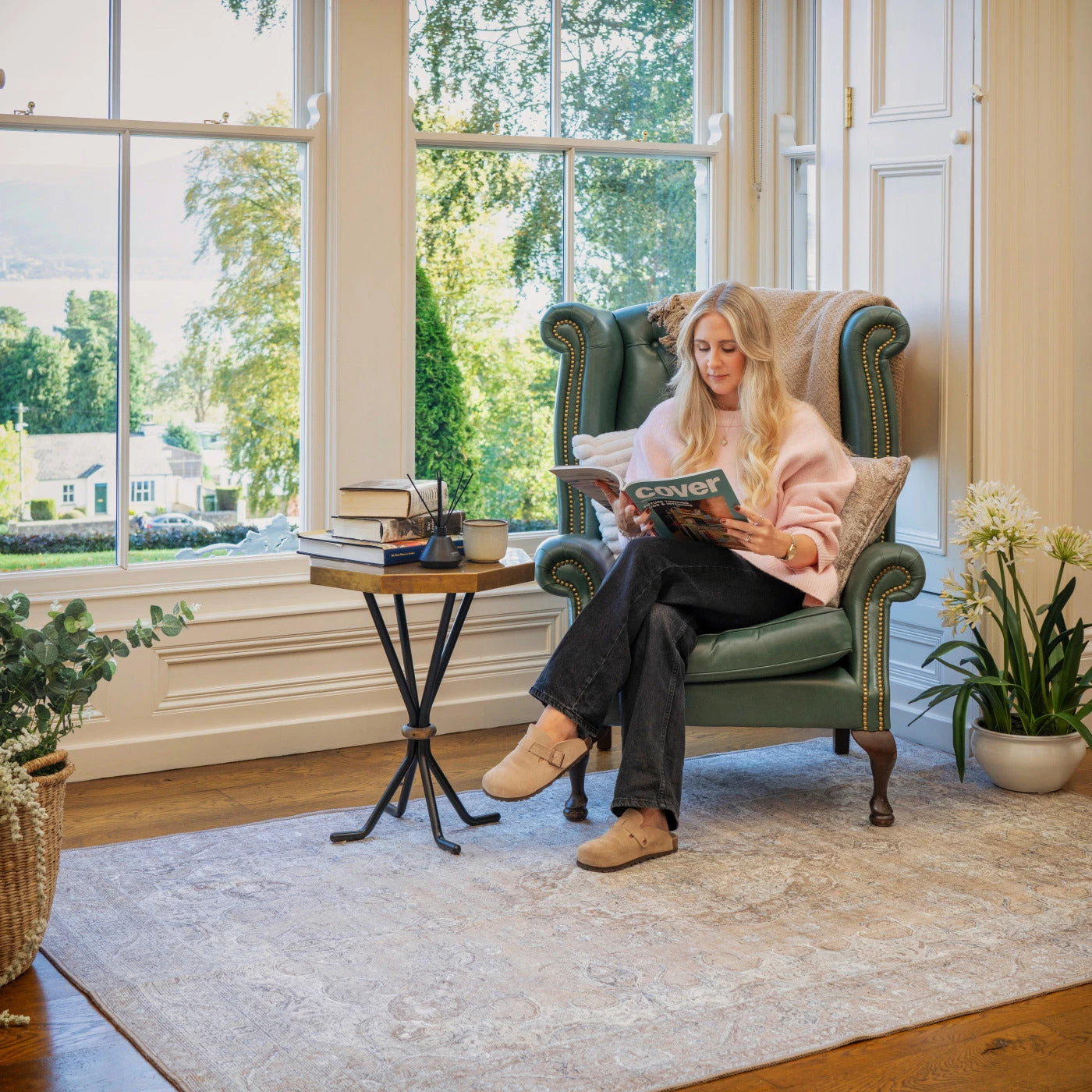 Flatwoven Washable Traditional Distressed Beige Rug - Zoe 16 Flatwoven Washable Traditional Distressed Beige Rug - Zoe - Image 14