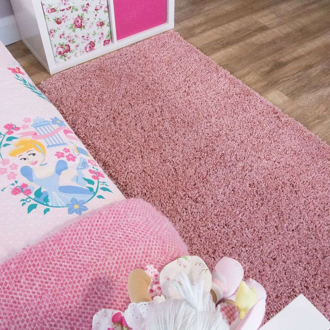 Blush Pink Shaggy Rug 6 Blush Pink Shaggy Rug - Image 4