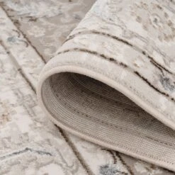 Cream Beige Medallion Rug - Artha -Kukoon Rugs Store antaras artha 00822 1