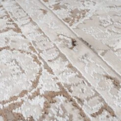 Elegant Tapestry Runner Rug - Ishana -Kukoon Rugs Store antaras ishana 00672 4d20e060 b5df 4111 b0e9 193e45119ab5