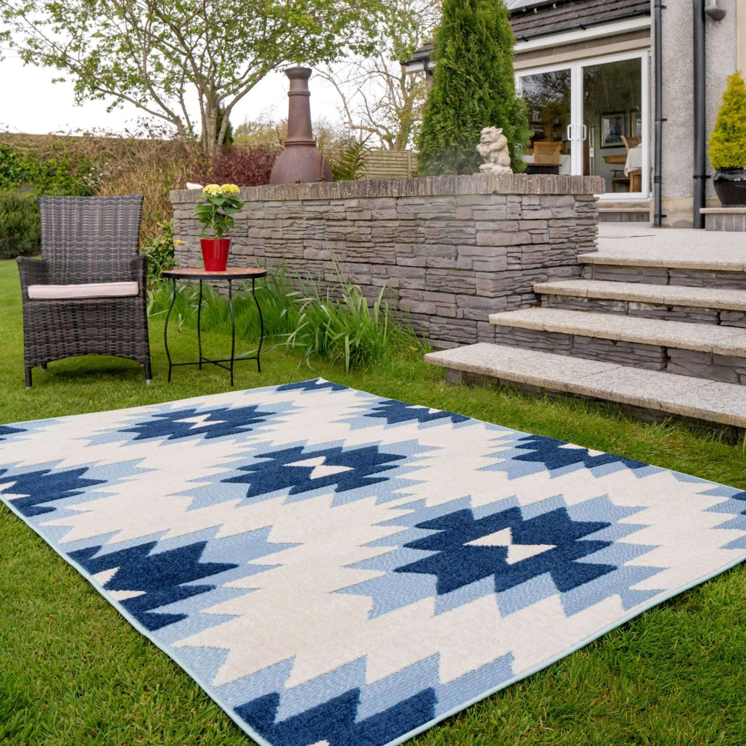 Light Blue Aztec Outdoor Area Rug - Bali 6 Light Blue Aztec Outdoor Area Rug - Bali - Image 4