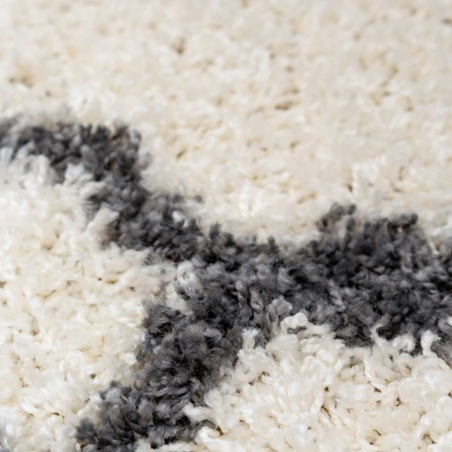 Cream Moroccan Trellis Shaggy Rug 9 Cream Moroccan Trellis Shaggy Rug - Image 7