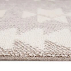 Grey Scandi Tribal Motif Rug - Bea 13 Grey Scandi Tribal Motif Rug - Bea -Kukoon Rugs Store flynn bea 01983