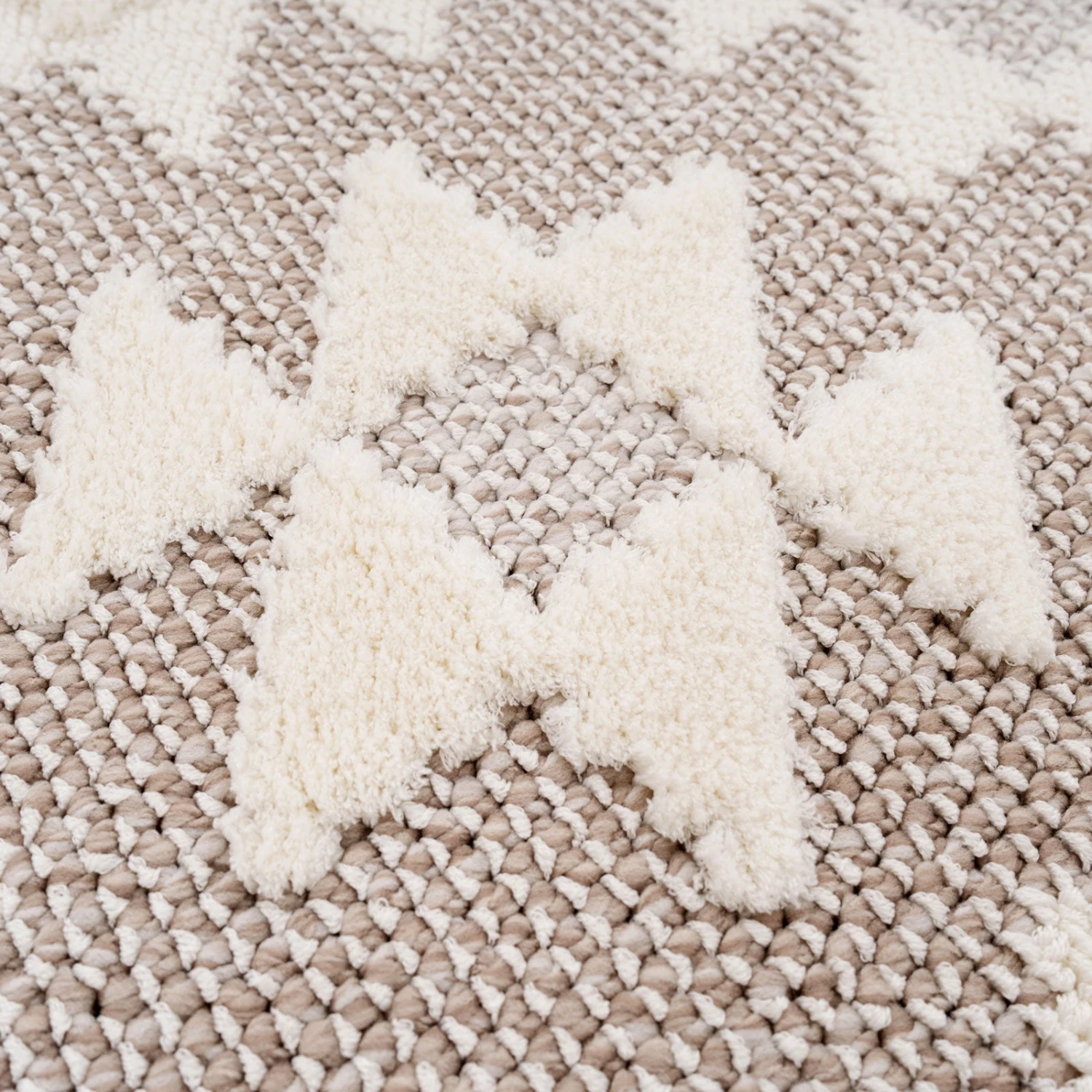 Grey Scandi Tribal Motif Rug - Bea 8 Grey Scandi Tribal Motif Rug - Bea - Image 6