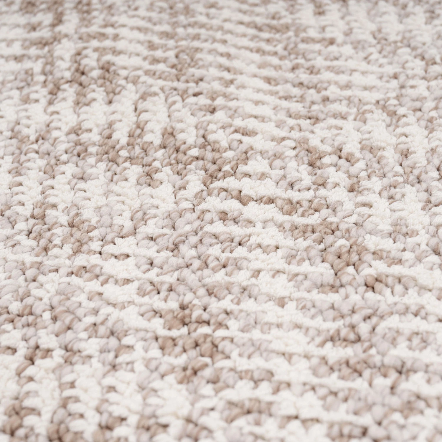 Boho Geometric Diamond Rug - Everly 7 Boho Geometric Diamond Rug - Everly - Image 5