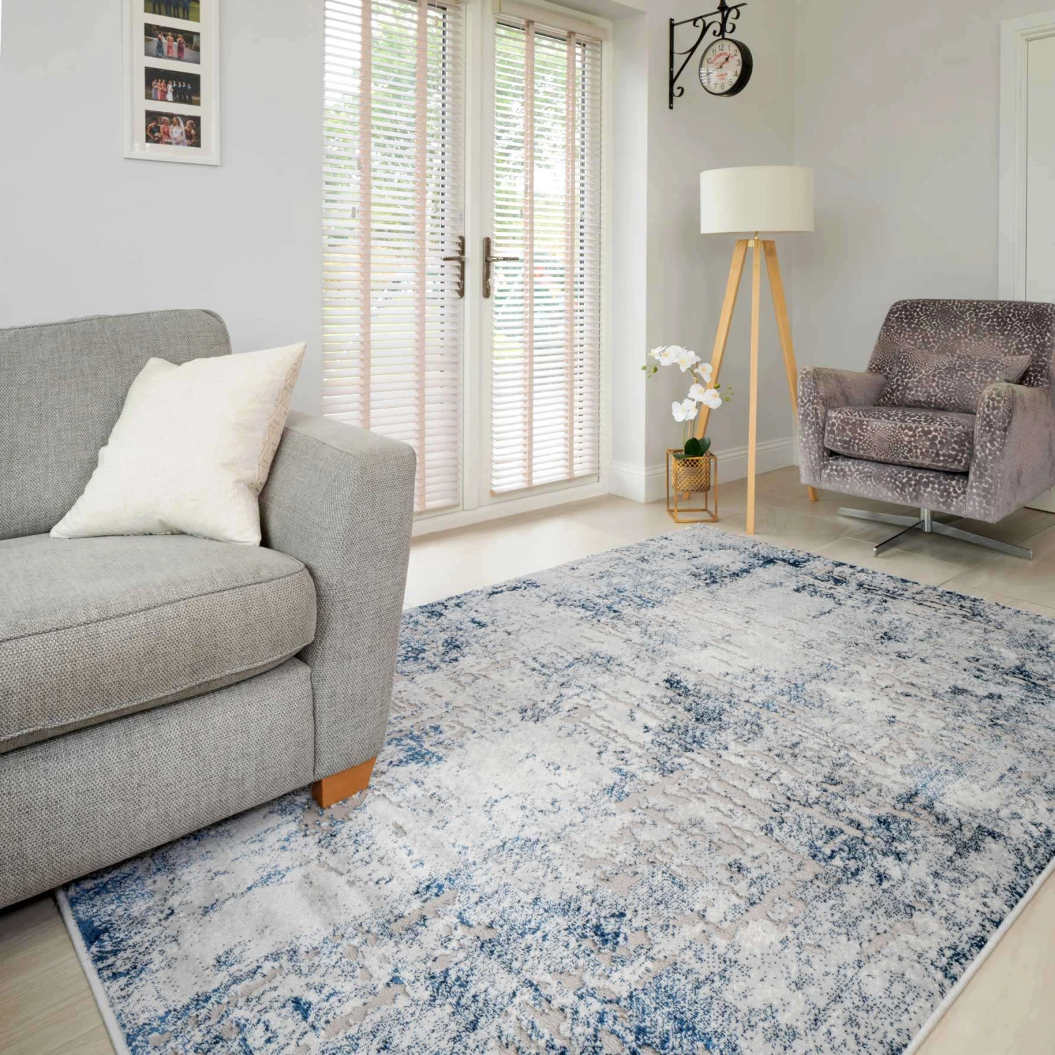 Modern Navy Textured Living Room Rug - Med 6 Modern Navy Textured Living Room Rug - Med - Image 4