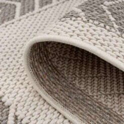 Cream Beige Motif Rug - Ryne 15 Cream Beige Motif Rug - Ryne -Kukoon Rugs Store milako ryne 02374