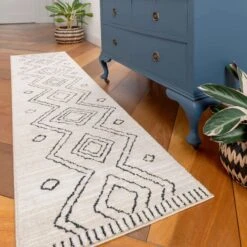 Cosy Soft Underfoot Cream Moroccan Berber Bedroom Rug - Neva -Kukoon Rugs Store neva cream 8454 5B5 5D