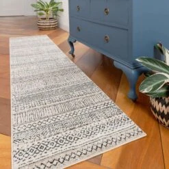 Cosy Soft Underfoot Grey Tribal Moroccan Berber Bedroom Rug -Kukoon Rugs Store stax grey 8665 5B1 5D