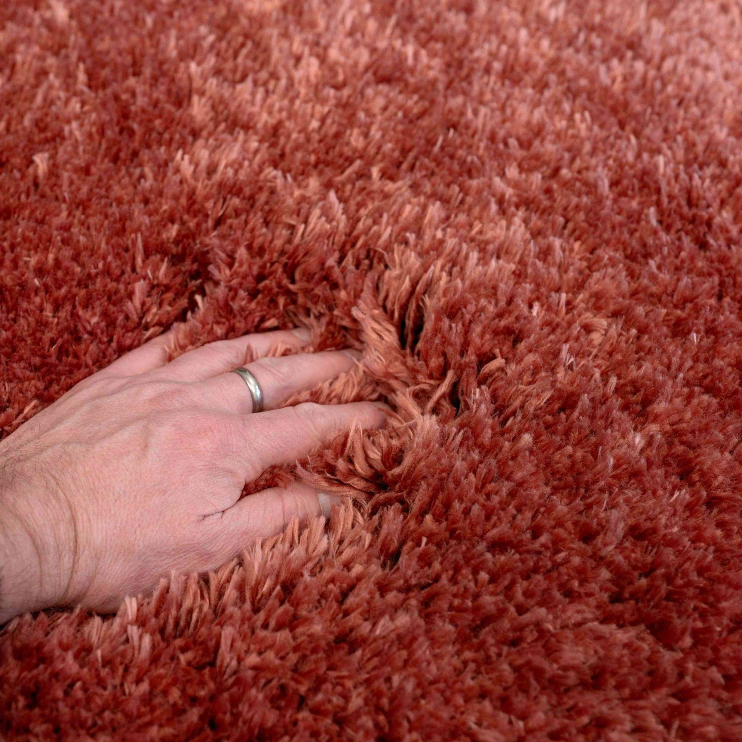 Deluxe Thick Soft Terracotta Shaggy Bedroom Rug 8 Deluxe Thick Soft Terracotta Shaggy Bedroom Rug - Image 6